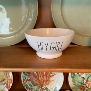 Rae Dunn Hey Girl bowl